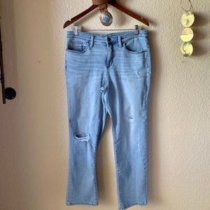 Universal Thread Boyfriend Jeans 22/31